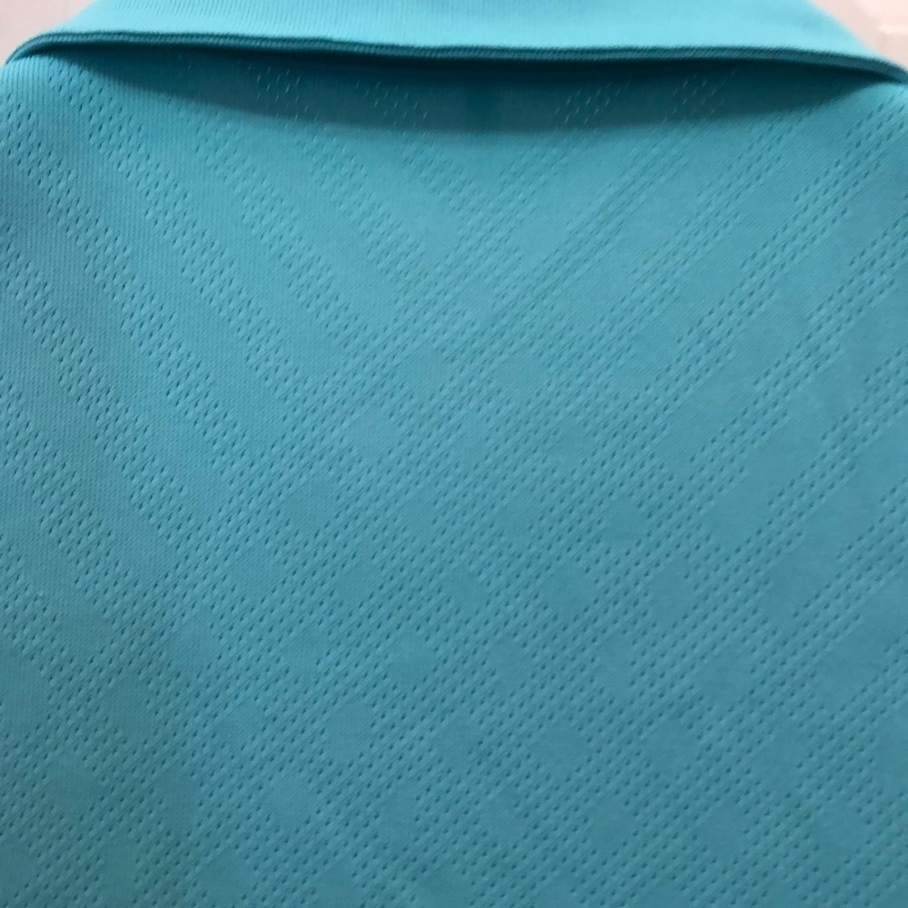 NikeGolf sleeveless shirt - Picture 4 of 9